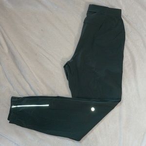 Lululemon XS Men’s Surge Joggers